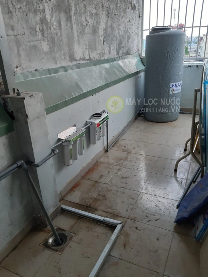 bon-nuoc-khang-khuan